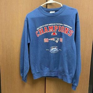 Women’s vintage NFL New England Patriots Champion crew neck